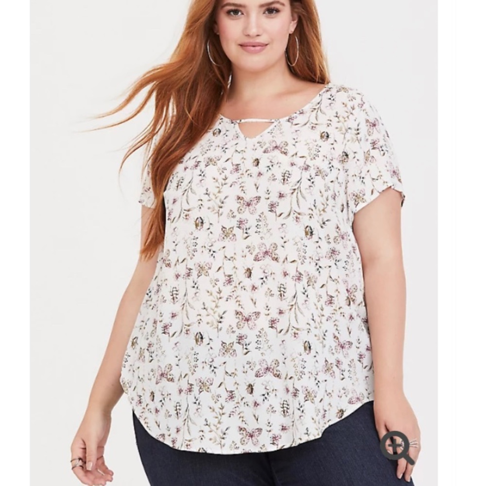 TORRID Ivory Garden Keyhole Blouse 4X